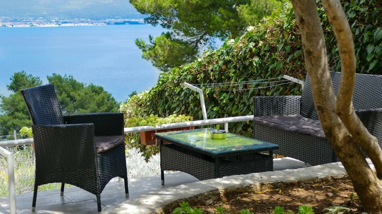 Apartments Gizdic Trogir 0*,
